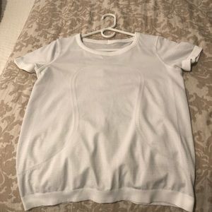Lululemon swiftly tech loose short sleeve